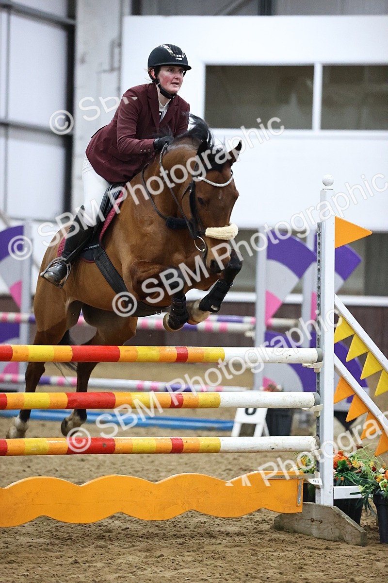 SBM_2601 - Class 9 - Senior Newcomers/ 1.10m Open