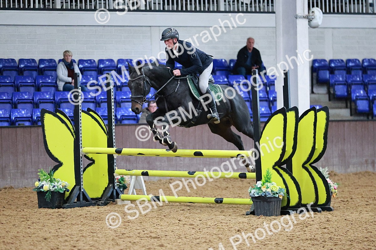 SBM_000327 - Class 2 - Senior British Novice 90cm