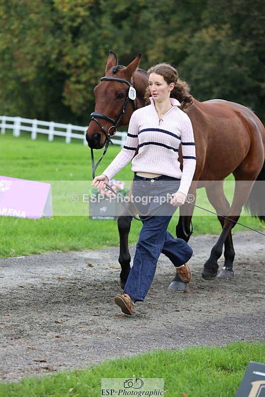 251026A-112320-25408 - G-516-Zara.Bucknell