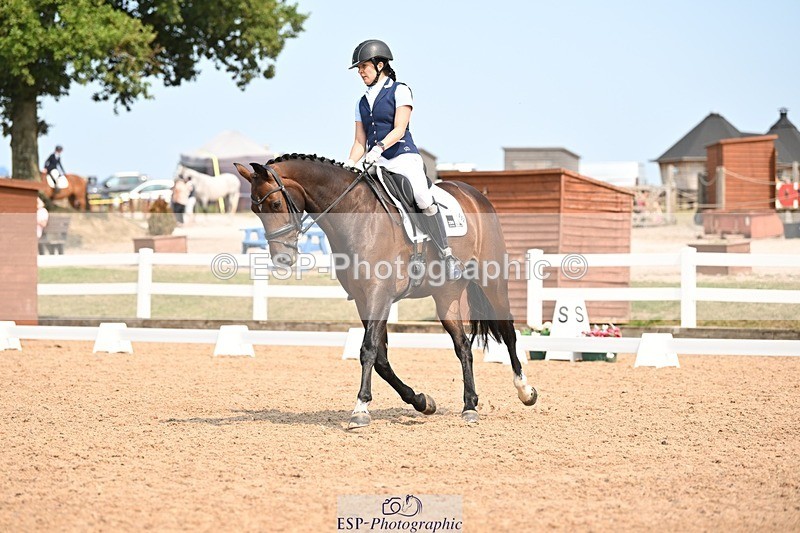 250816-141239-05044 - 052-Marcela.PomphreyLinkeltje.DE.J