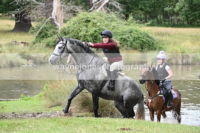 WJ7_3342 - Time at Water 12:15 to 12:50