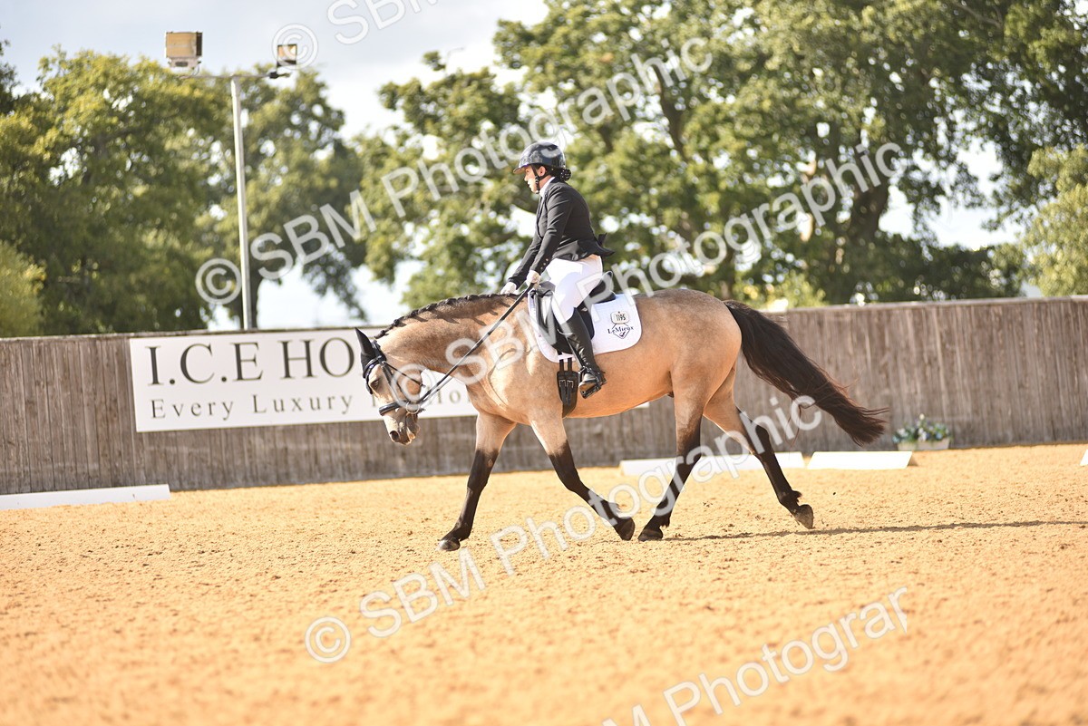 SBM_24292 - D4 - Small Tour Championship Intro 4