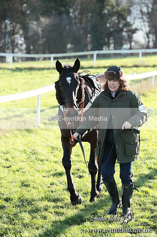PtP 301125  0449 - Hursley Hambledon Point-to-Point Larkhill Racecourse 30/12/2025