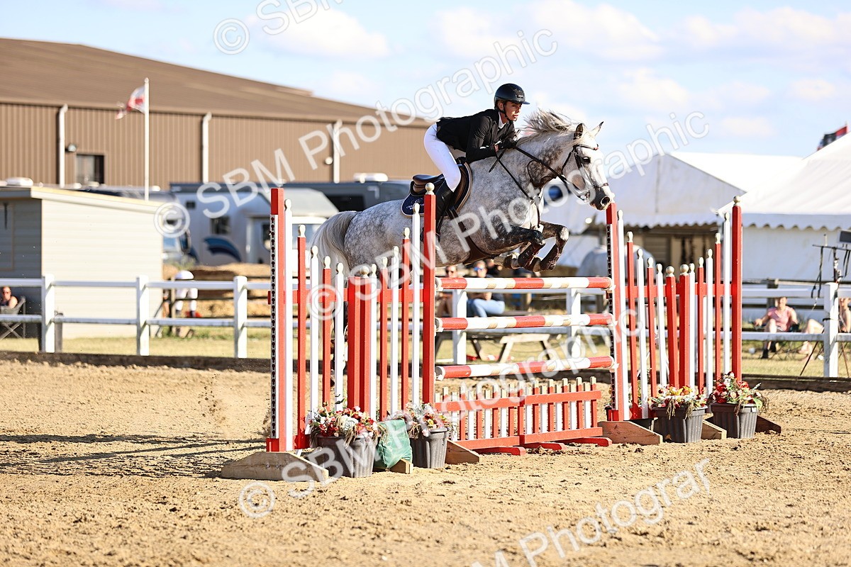 SBM_015943 - Class 18 - Senior 1.35m Open