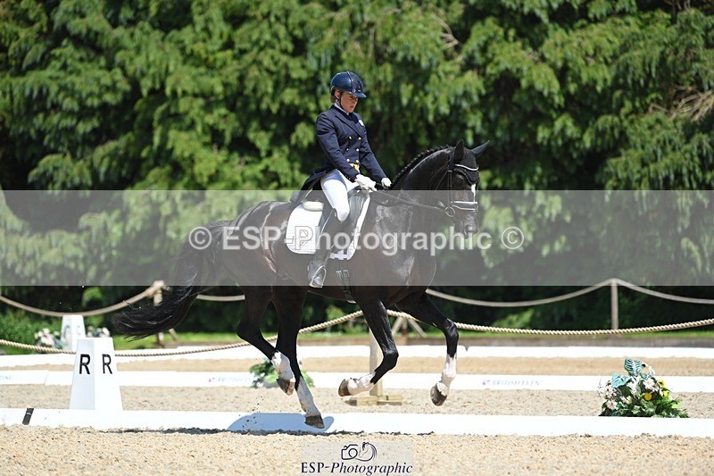 230526-135956-06873 - 480-FLOW_7-Mollie_Summerland-DR