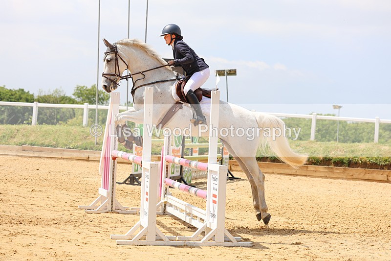 3E7A0481 - Class 10: Senior 95cm open