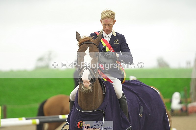 230730A-135620-10196 - Cls 27 Chard Grand Prix