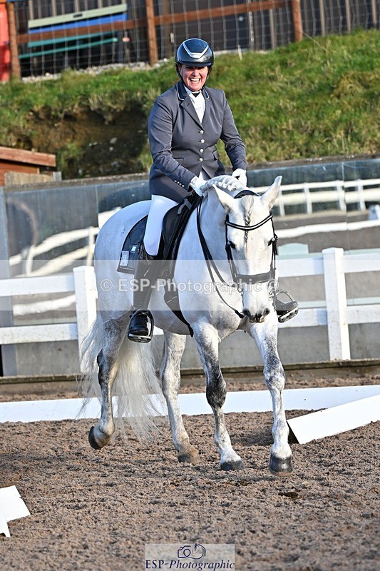 241214-135249-02638 - 102-PAULA.LEE-Deseado.Santo