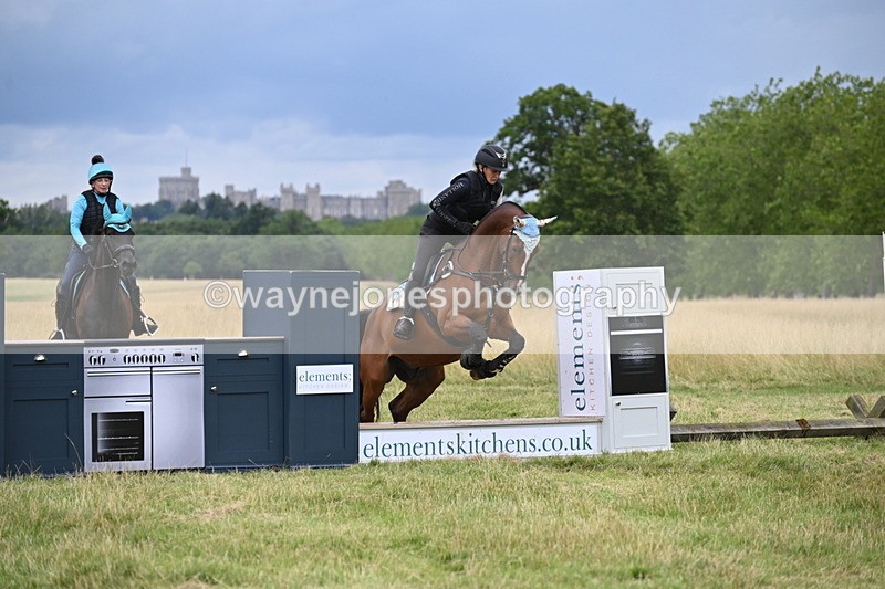WJ6_3169 - Time at Jump 11:06 to 11:40