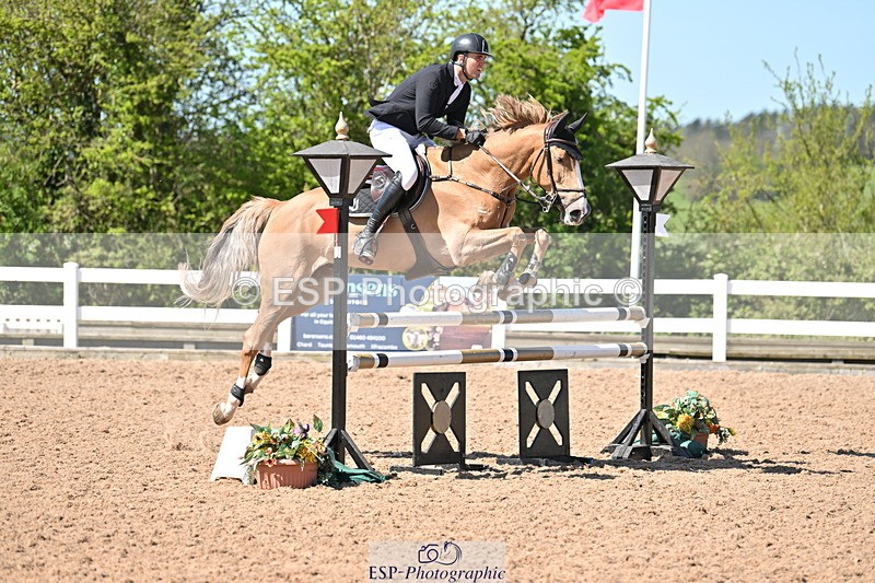 240420A-120011-10681 - Cls 15, 1 Star Bronze Tour 1.15m