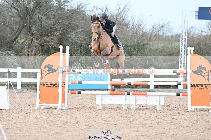 231208A-134559-00989 - Cls 6 Foxhunter & 1.20m Open