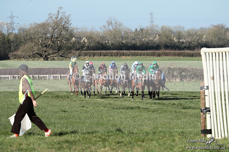 PtP 210326 666 - VWH Cirencester Races 21/03/26