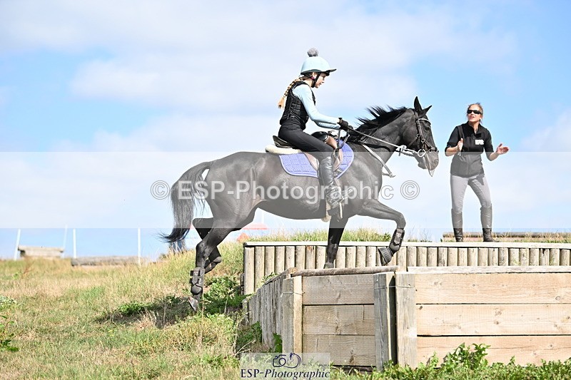 250821B-105258-00186 - Group B - Danielle