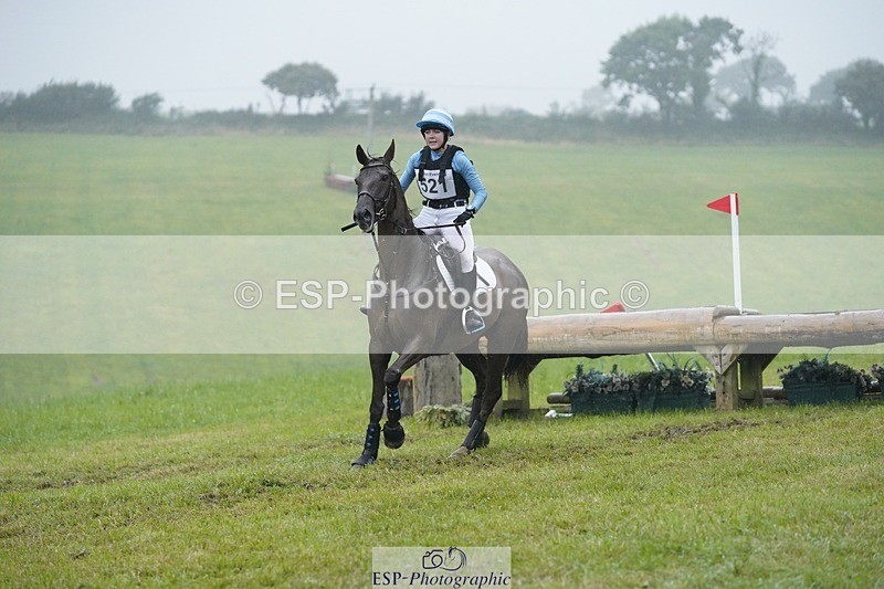 240901A-160800-10983 - 521-Bethan.O'Dell-RED.VICO