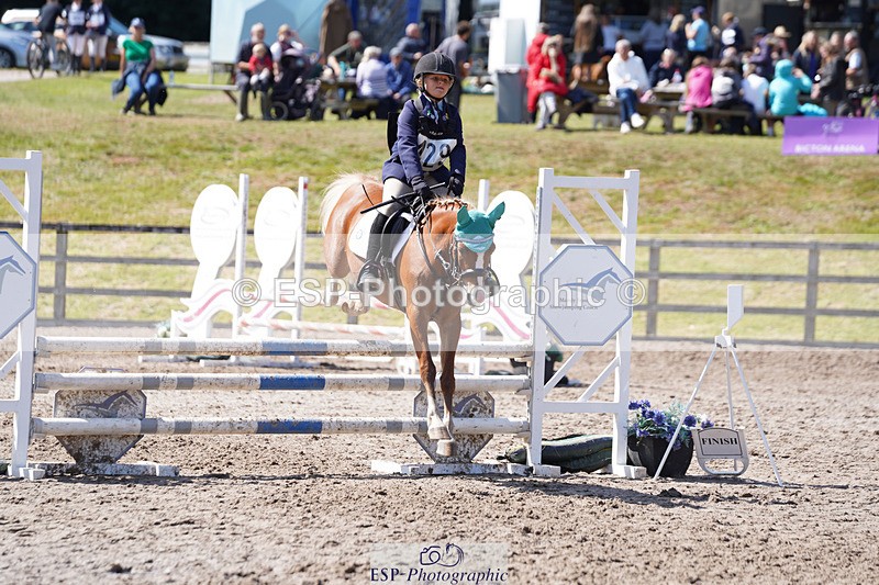 240824X-132354-27689 - 80cm Round 1 13.00 to 14.00