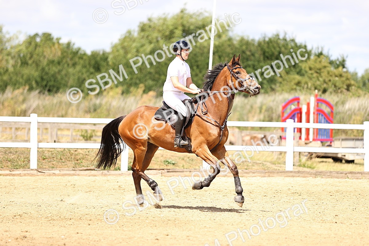 SBM_013972 - Class 14 - Senior Discovery - 1.00m Open