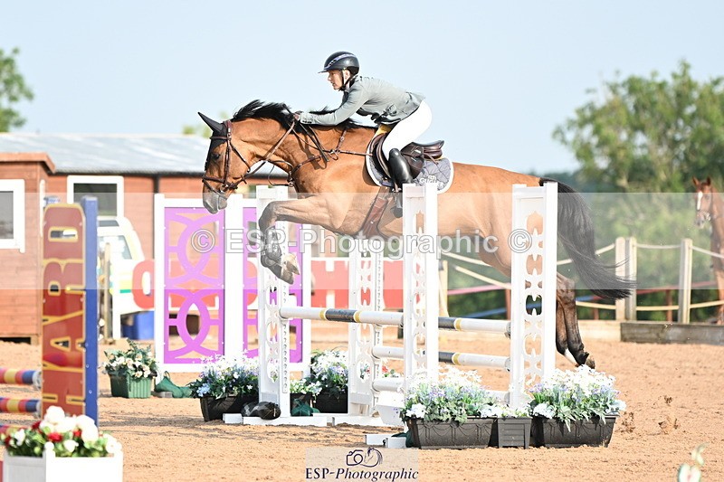 240801A-083812-00814 - Cls 1 British Novice and 90cm Open