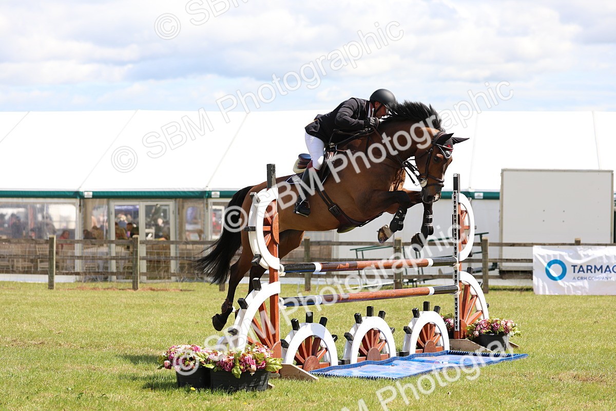 SBM_13819 - Class 206 - Senior Newcomers - 1.10m Open