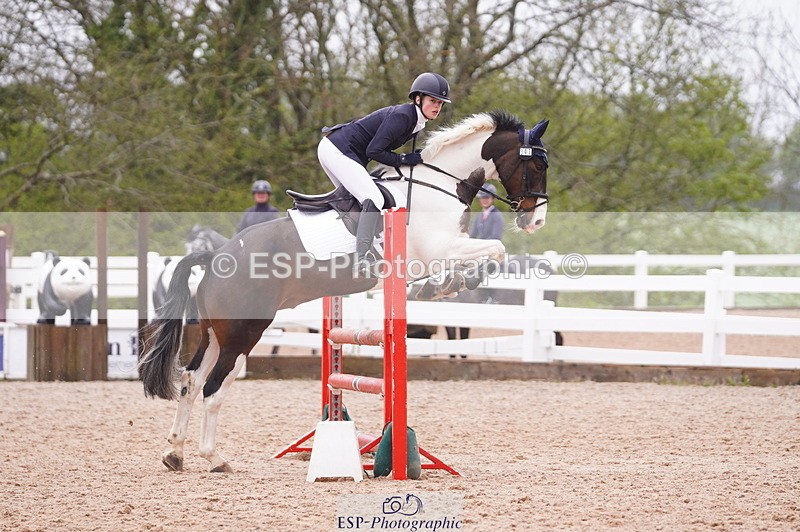 240505A-123558-05752 - Cls 18 & 19 Club & Schools 90cm