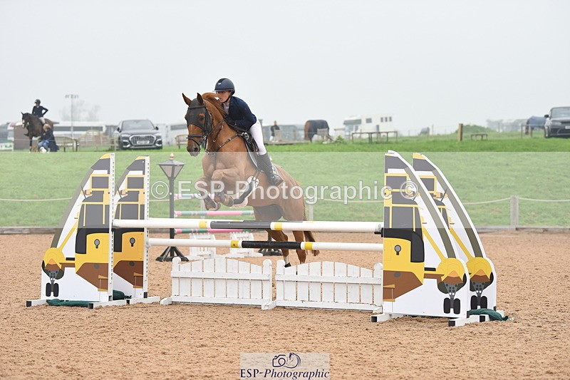 230916A-165758-05710 - Cls 19 Snr 1.10m Derby