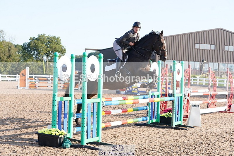 240915A-084912-08498 - Cls 31 Snr British Novice and 90cm Open