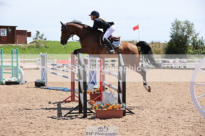 240629A-135214-06586 - Cls 19 Foxhunter and 1.10m Open
