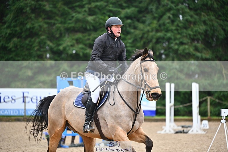 250216A-120322-02498 - Cls 9 Snr 1.05m