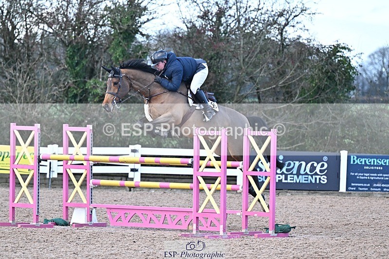 251203-130453-00619 - Cls 4 Newcomers and 1.10m Open