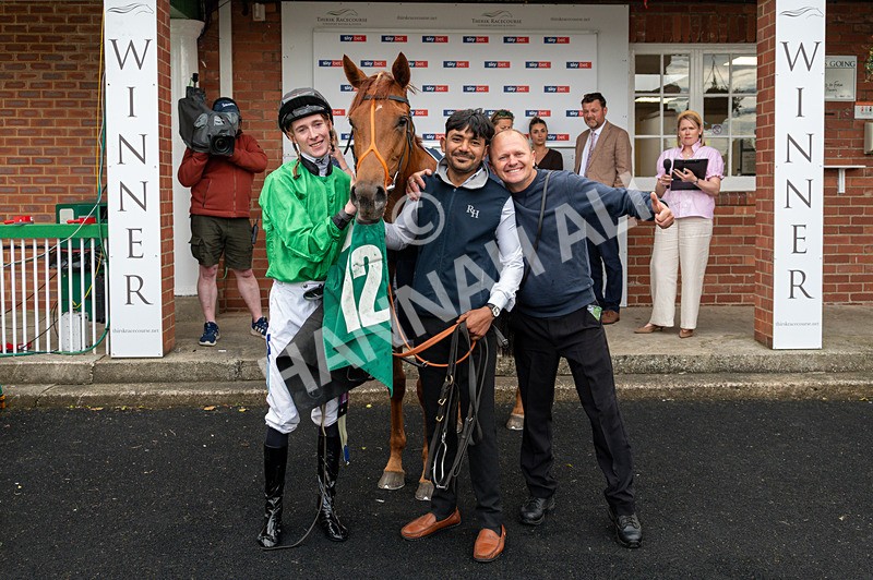 310526-Race 7-Annastarzy-9519 - Race 7 18.45pm Sky Bet Build A Bet Fillies' Handicap