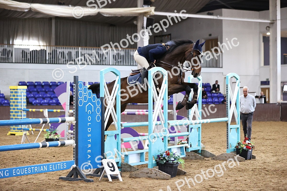 SBM_001806 - Class 4 - Senior Newcomers - 1.10m Open