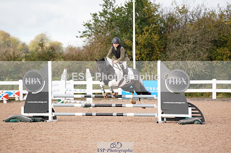 241027A-101900-02060 - SUN Cls 4 Pony British Novice and 80cm
