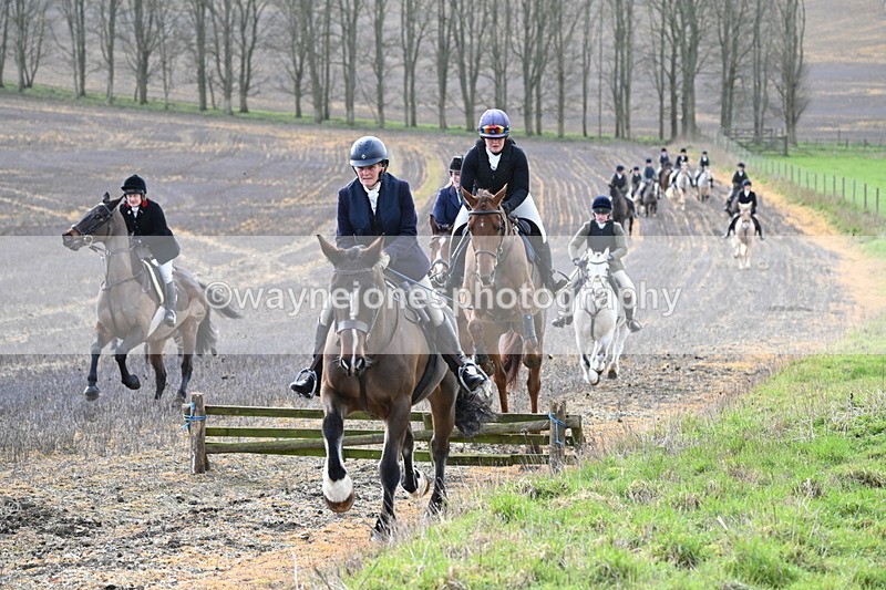 WJ6_8622 - Meet & Line One