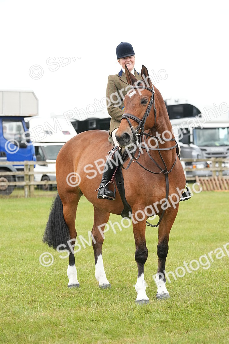 SBM_00030 - Class 100-102 - RIHS Working Hunter