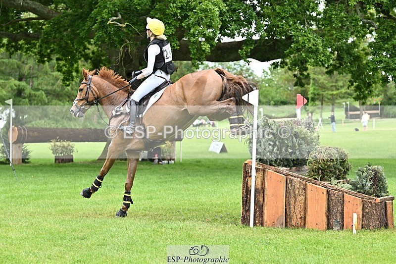 240525-160153-17422 - 236-RUBIN_MOON_SB-Gemma_Watts