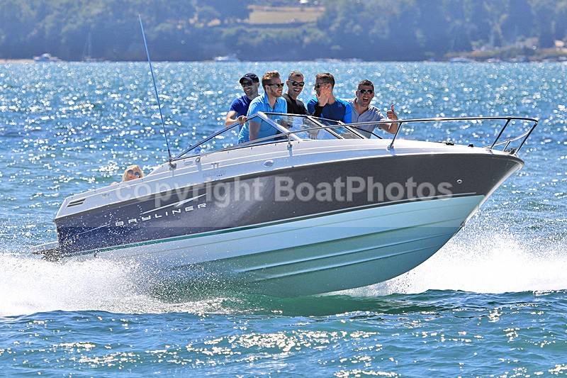 180805 HOBNOB II - BAYLINER DISCOVERY 1Y3A7675 - Motorboats - Open