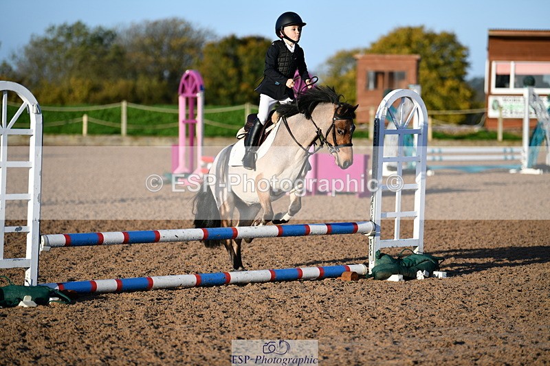 241026A-090323-00357 - SAT Cls 19 Clear Round 50cm
