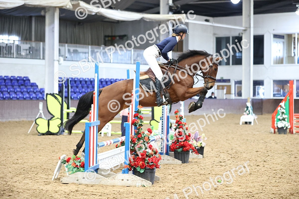 SBM_002487 - Class 8 - Clear Round 80cm