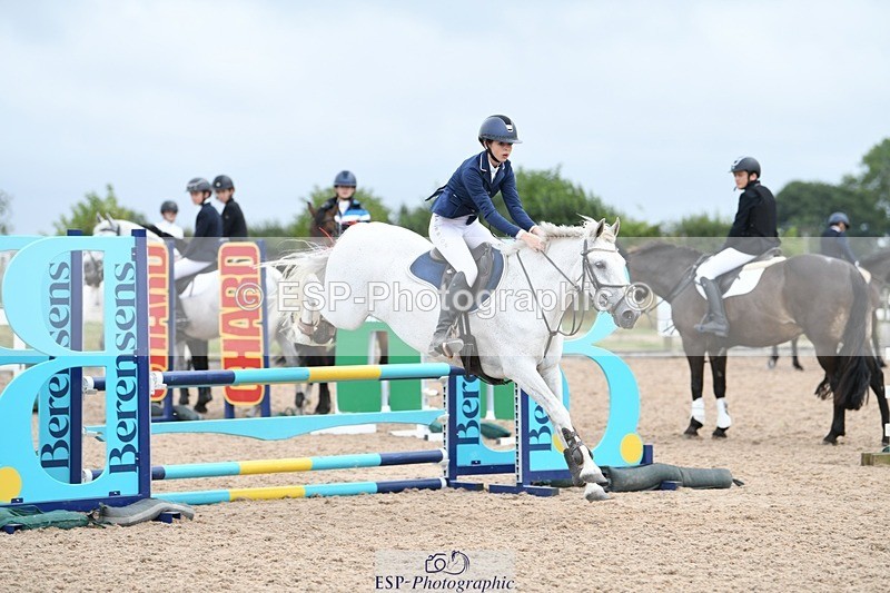 250807-134840-01355 - 90cm Round 2