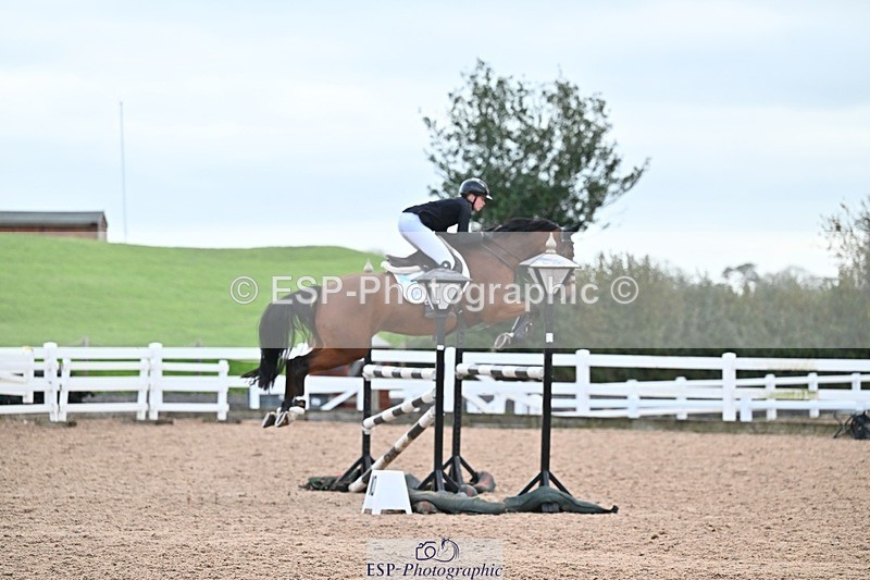 261028-142640-00986 - Foxhunter and 1.20m