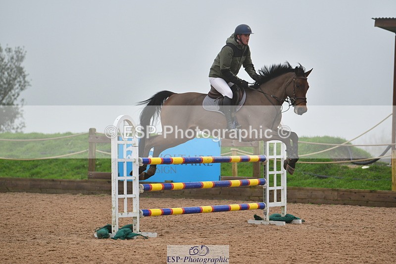 240214A-124139-00503 - Cls 4 Newcomers and 1.10m Open