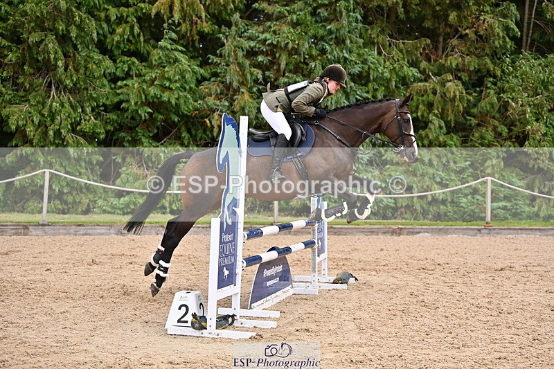 250802A-143314-05920 - F-272-Gemma.Wells-COMBE.BREEZE