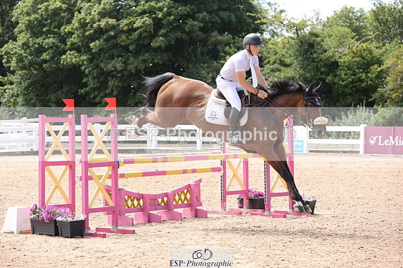 240718A-131944-05542 - Cls 9, 1 Star Bronze Tour 1.10m