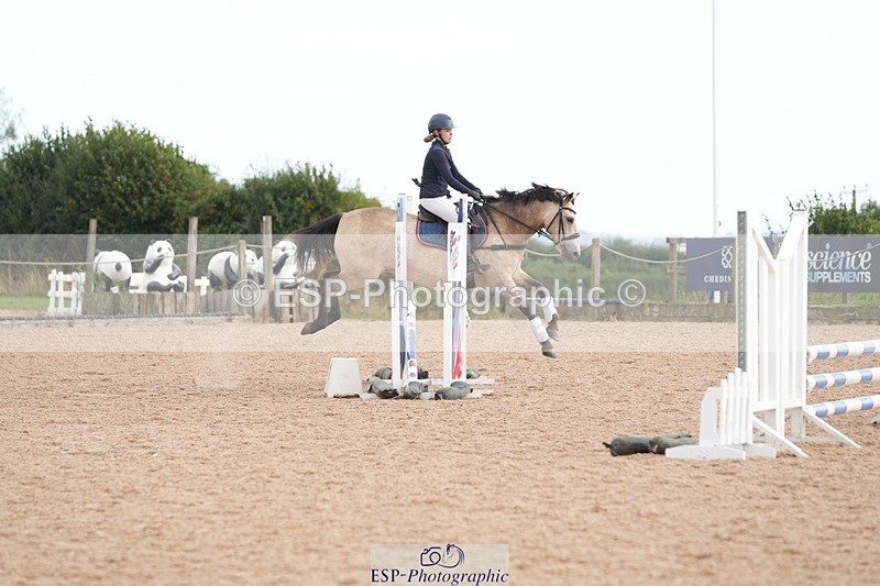 260901-155659-00126 - 70cm Classes