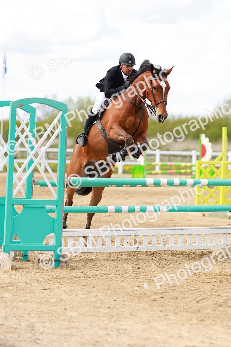 SBM_002226 - Class 4 - Senior Newcomers - 1.10m