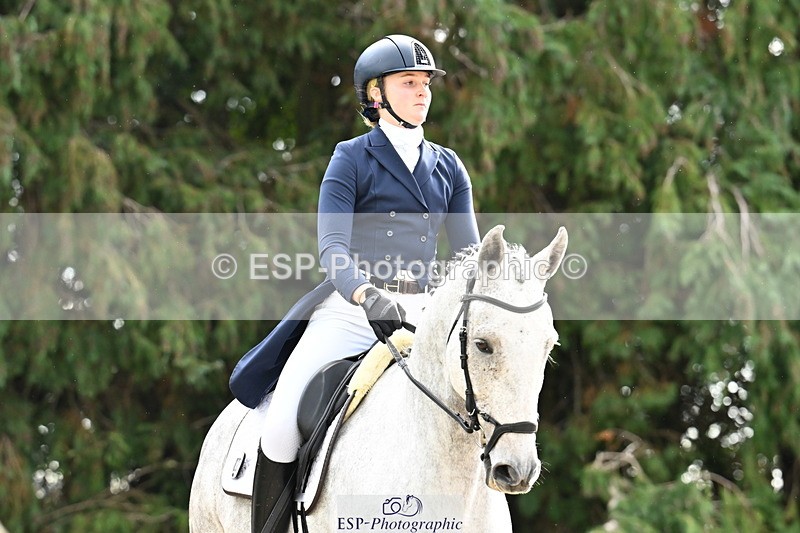 251023A-104215-01054 - C-222-Clemmie.Kerridge