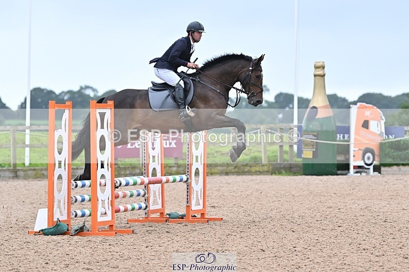 240813-180526-00580 - Classes 5 A&B & 6 80cm