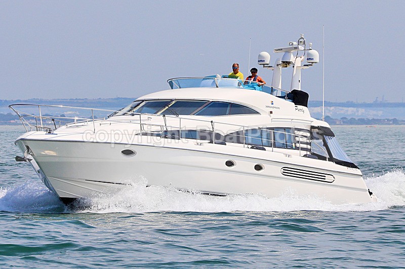180701 PURDY - FAIRLINE SQUADRON 1Y3A6767 - Flybridge Cruisers