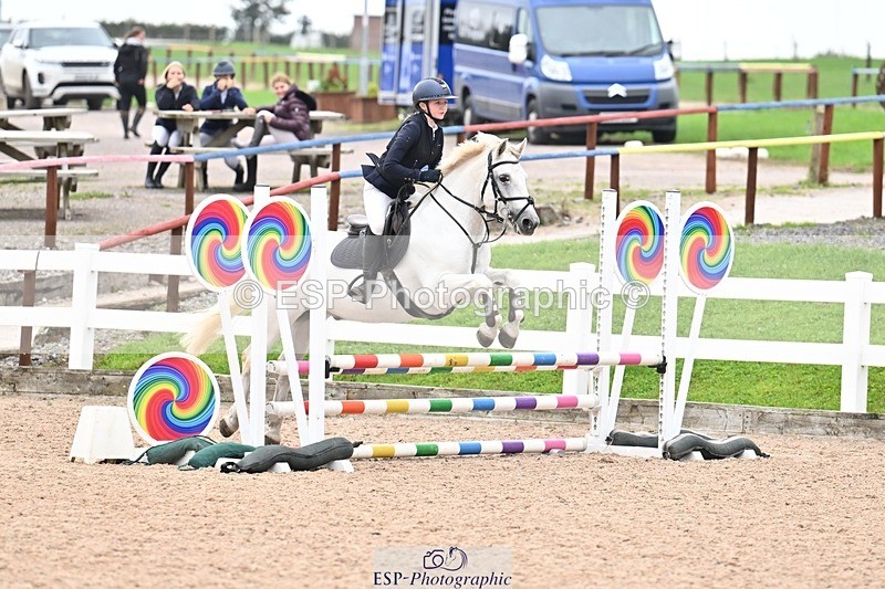 250920-105824-00318 - Cls 22+23 Club and Schools 70cm