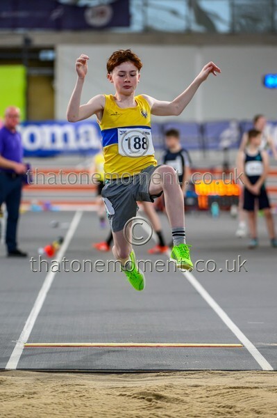 Age26SUN-927740 - Track Male Set Two