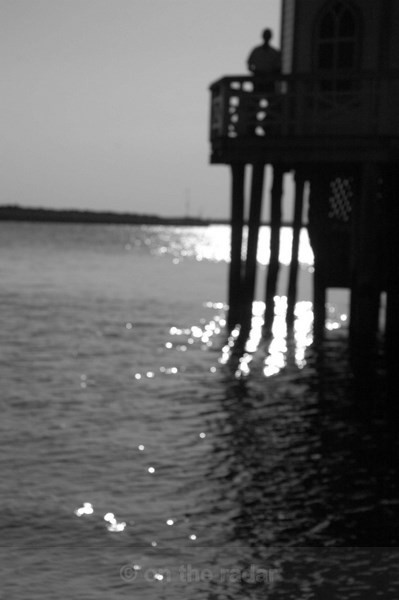 Mystery - Scattered Black and Whites